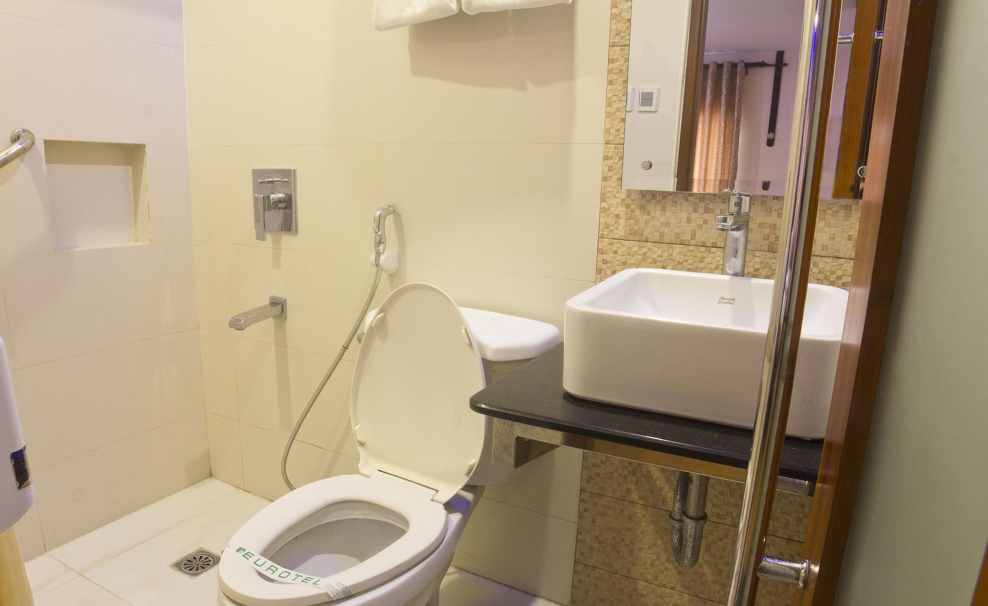 Eurotel Makati Makati City Luaran gambar