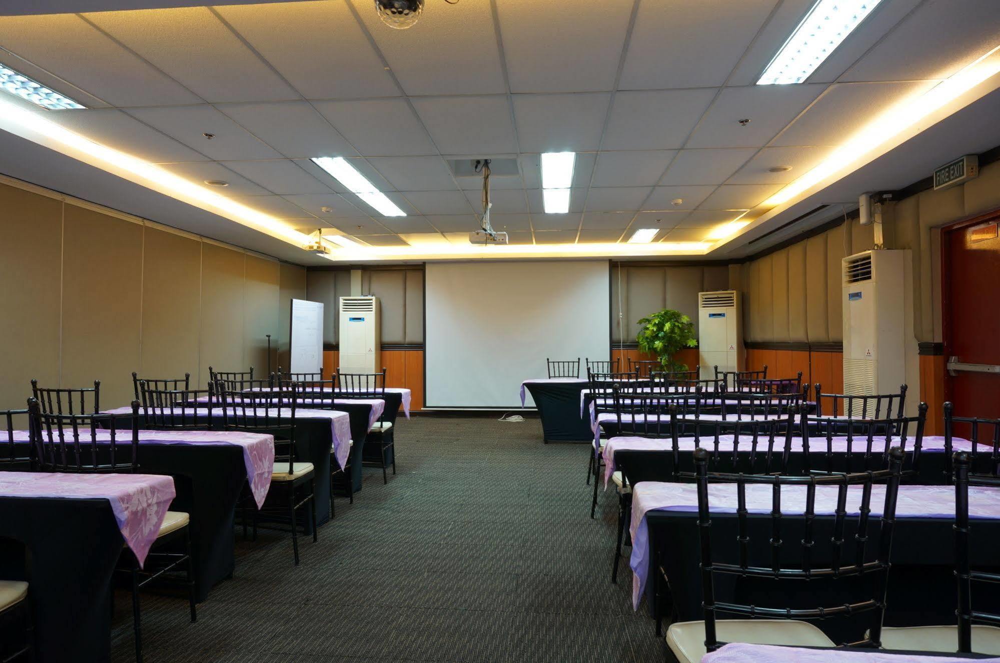 Eurotel Makati Makati City Luaran gambar